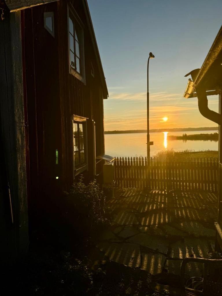 Remarkable Harbour View Cabin. Östhammar 외부 사진